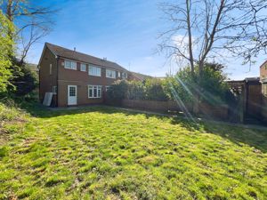 Rear- click for photo gallery